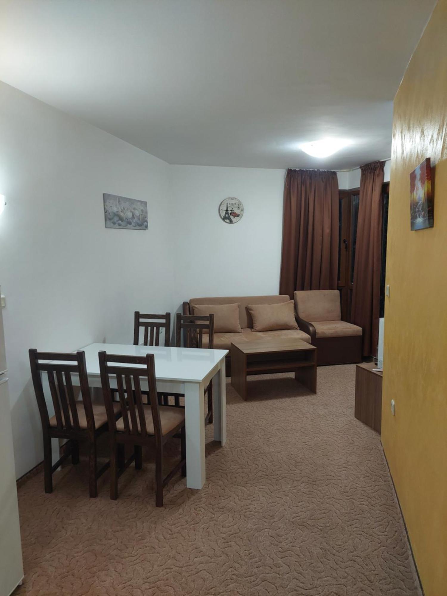 Ski & Holiday Apartments In Pamporovo Luaran gambar
